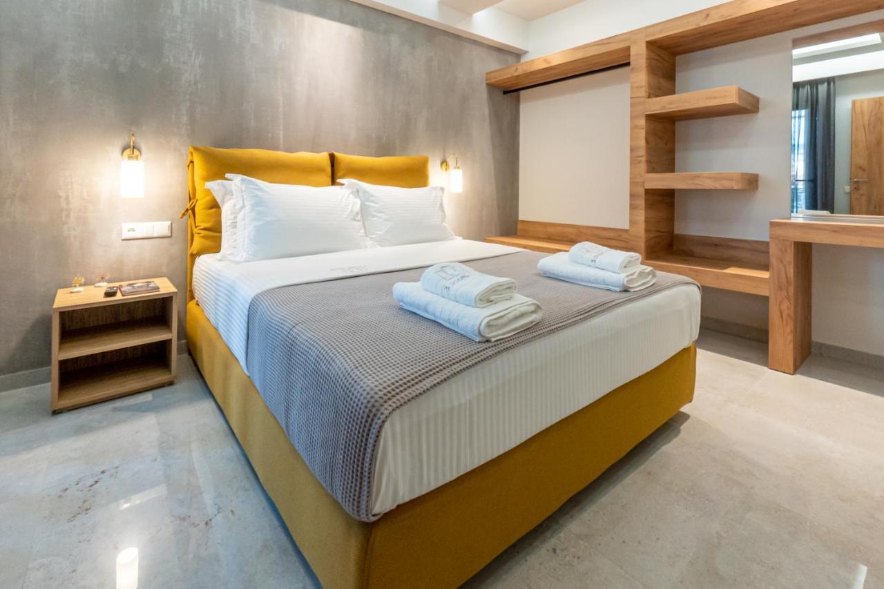 3 Doors Villas Nea Iraklitsa ภายนอก รูปภาพ