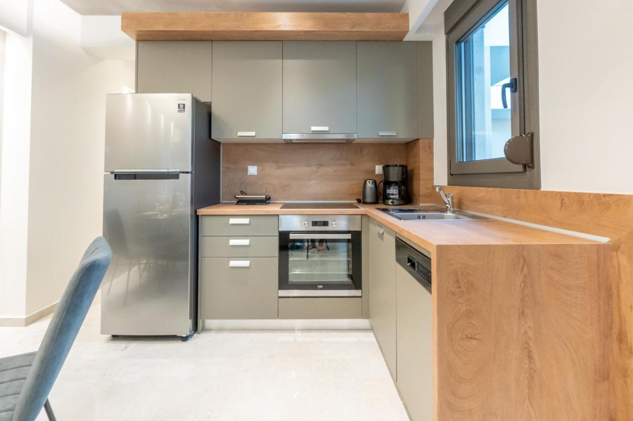 3 Doors Villas Nea Iraklitsa ภายนอก รูปภาพ