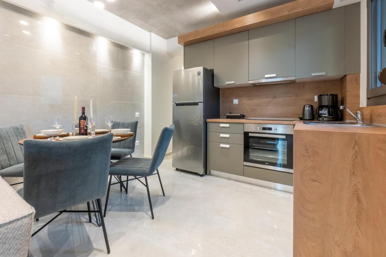 3 Doors Villas Nea Iraklitsa ภายนอก รูปภาพ