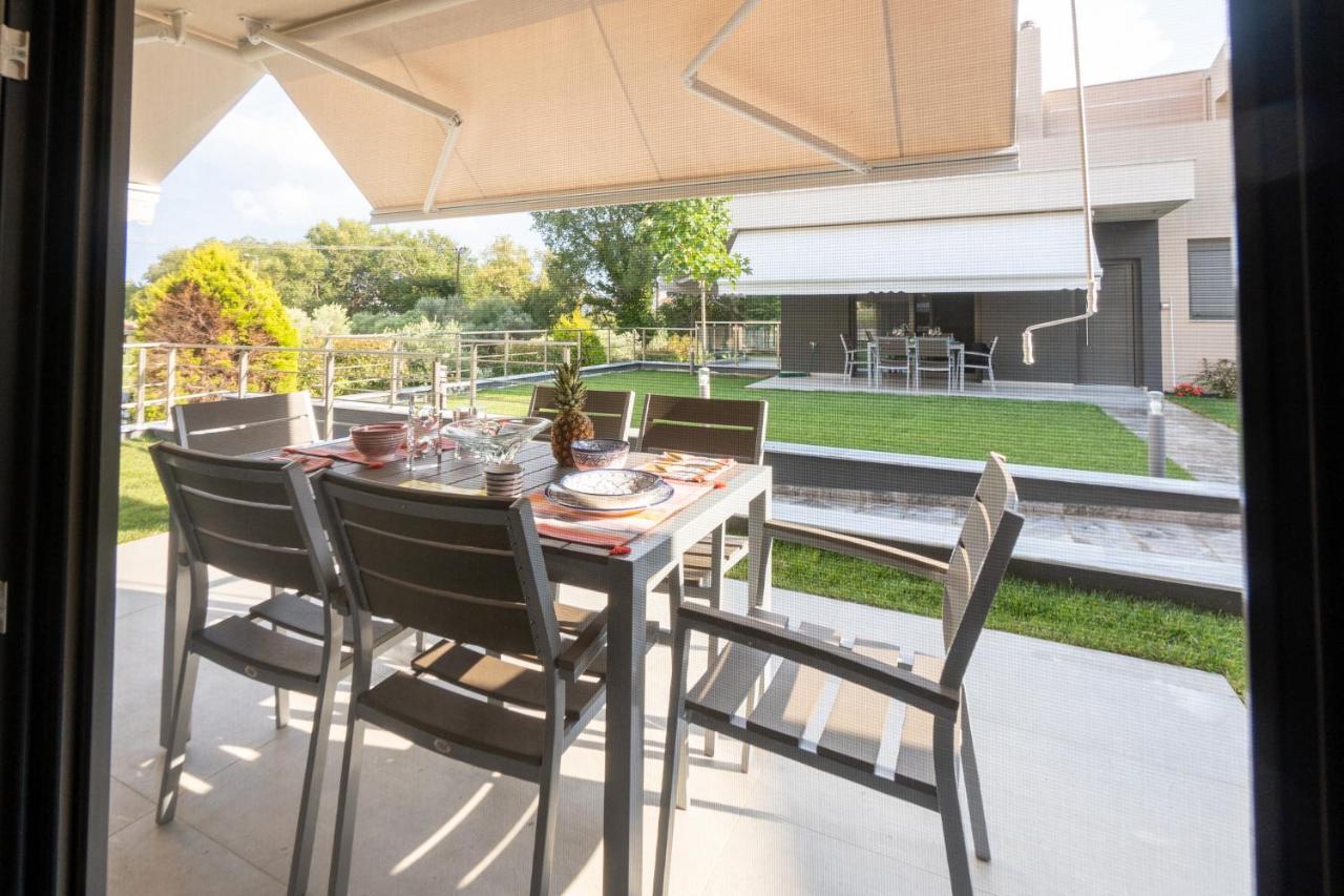 3 Doors Villas Nea Iraklitsa ภายนอก รูปภาพ